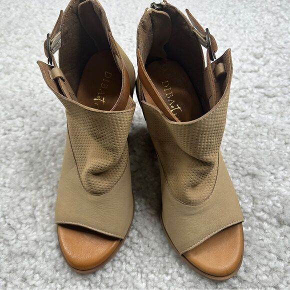 Diba True Hot Dice Tan Peep Toe Ankle Bootie Heel NEW - Picture 2 of 8